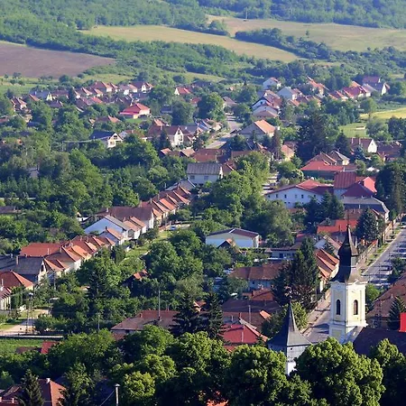 招待所 Banvoelgye Vendeghaz Es