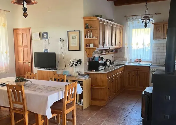 Banvoelgye Vendeghaz Es 3* Banhorvati